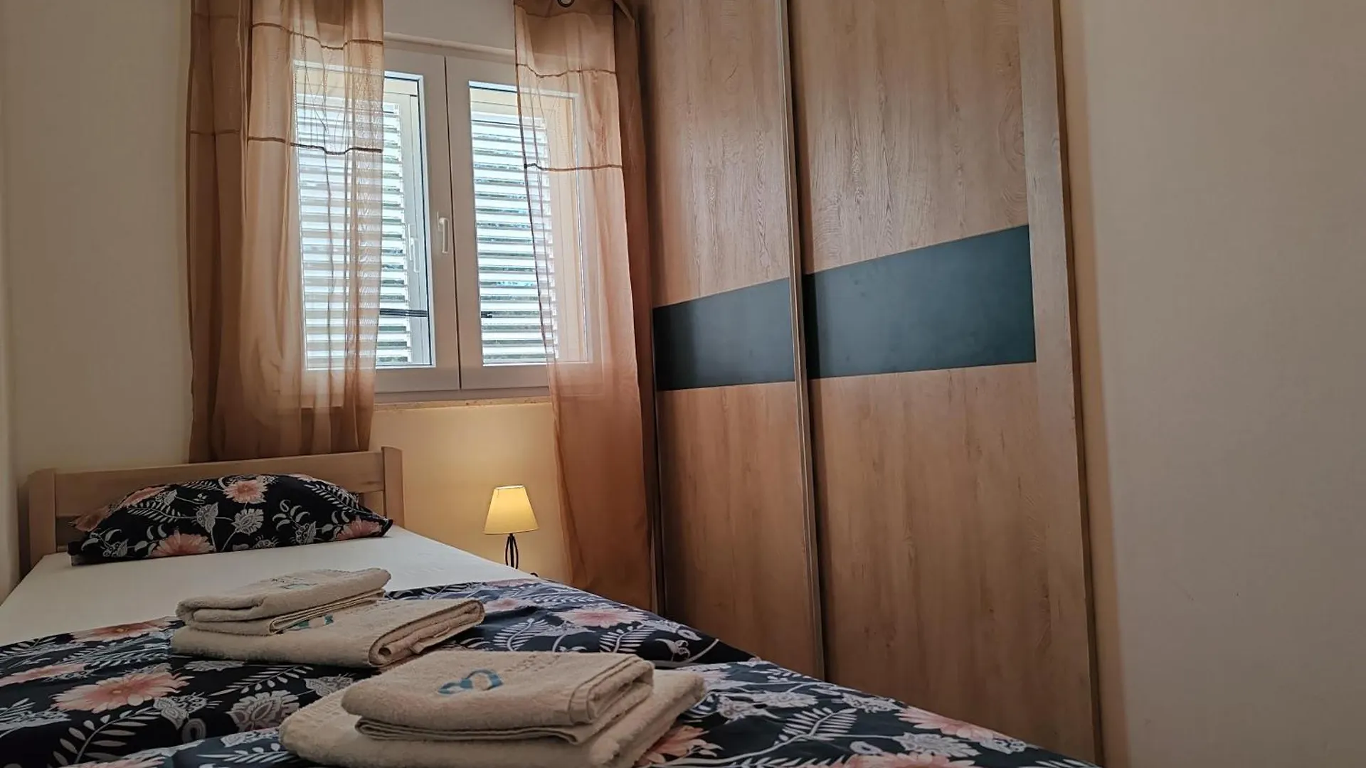 Apartamento Apartmani Kovacicek 3 Biograd Na Moru